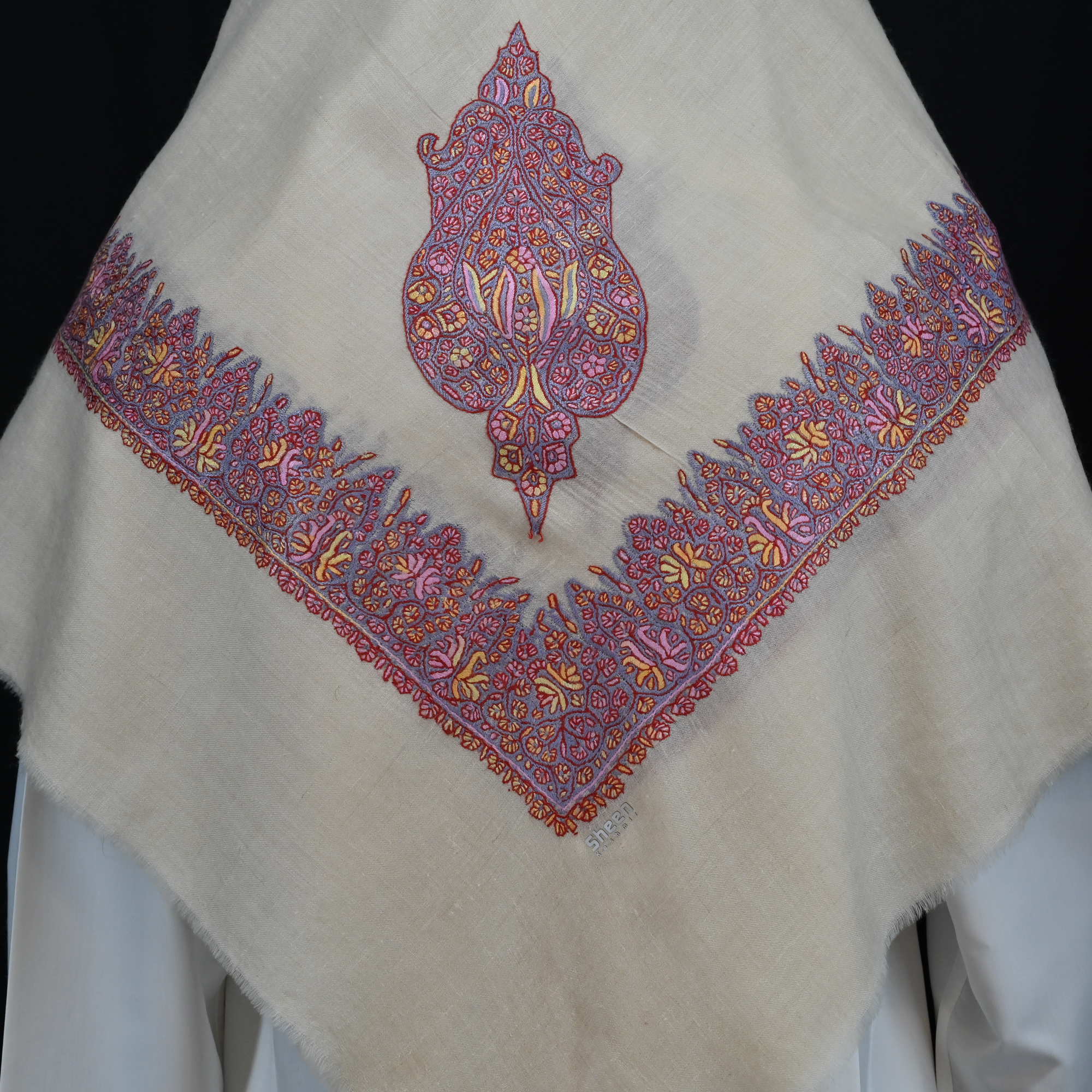kashmiri woolen shawl online